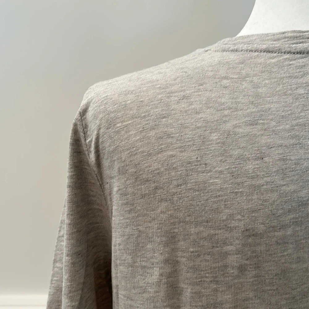 J. Crew sweatshirt‎ with ruffle hem size small grey and cream